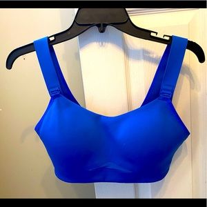 Lulu Lemon 34 D Run time sports bra
